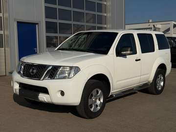 2.5 dCi LE 7-Sitzer Kamera 4x4 Sitzhz