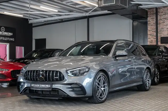 Mercedes-Benz E Class view 2