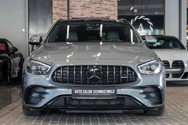 Mercedes-Benz E Class view 5