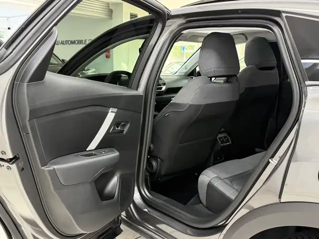 Citroen C4 view 7