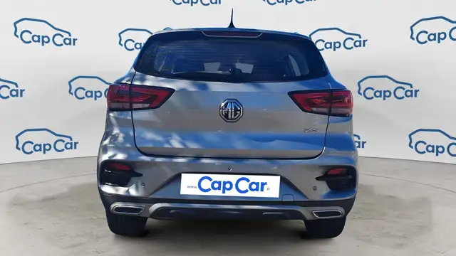 MG ZS view 3