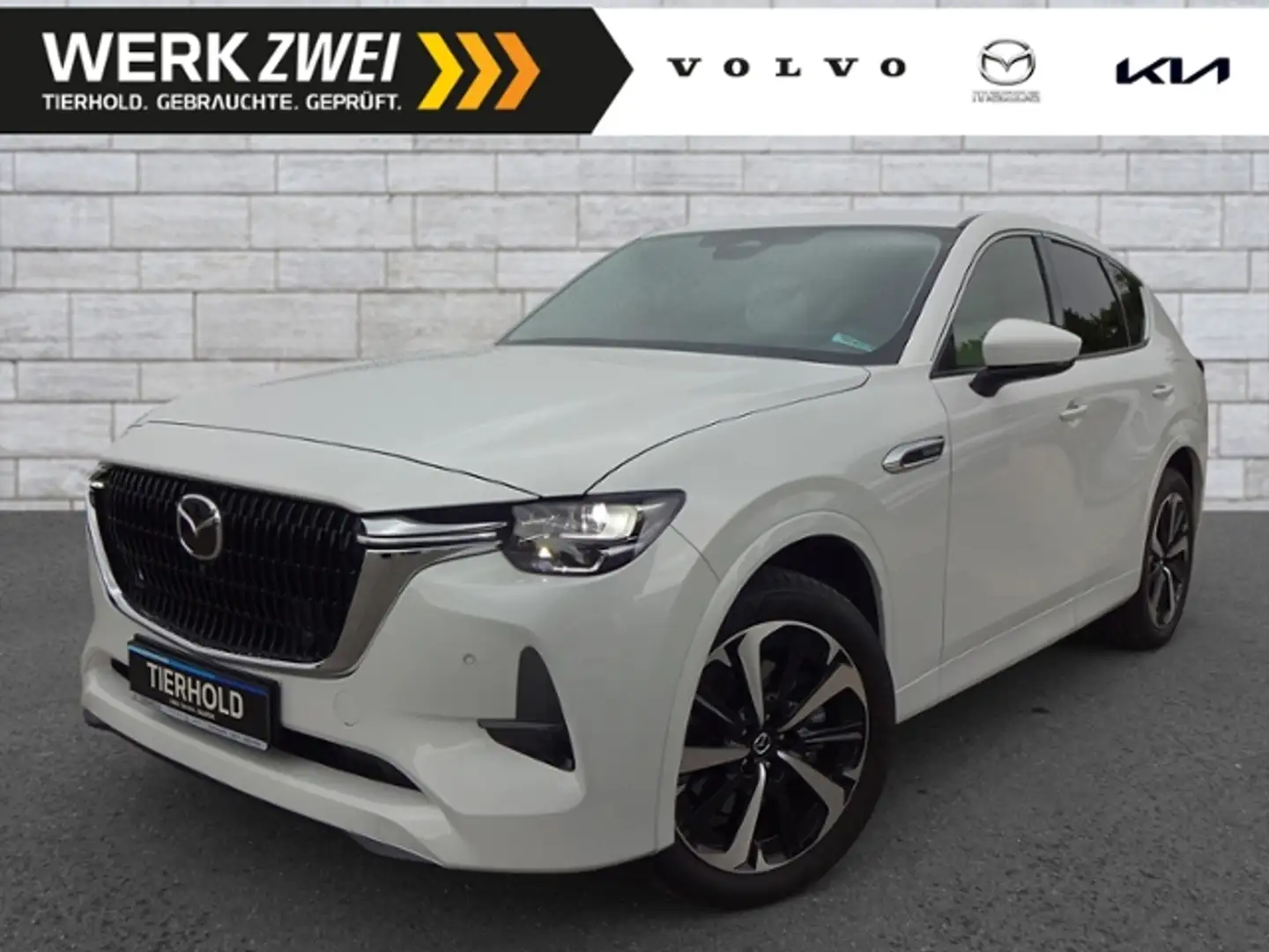 Volvo C40 P8 1st Edition Recharge Pure Electric AWD Rot - 1