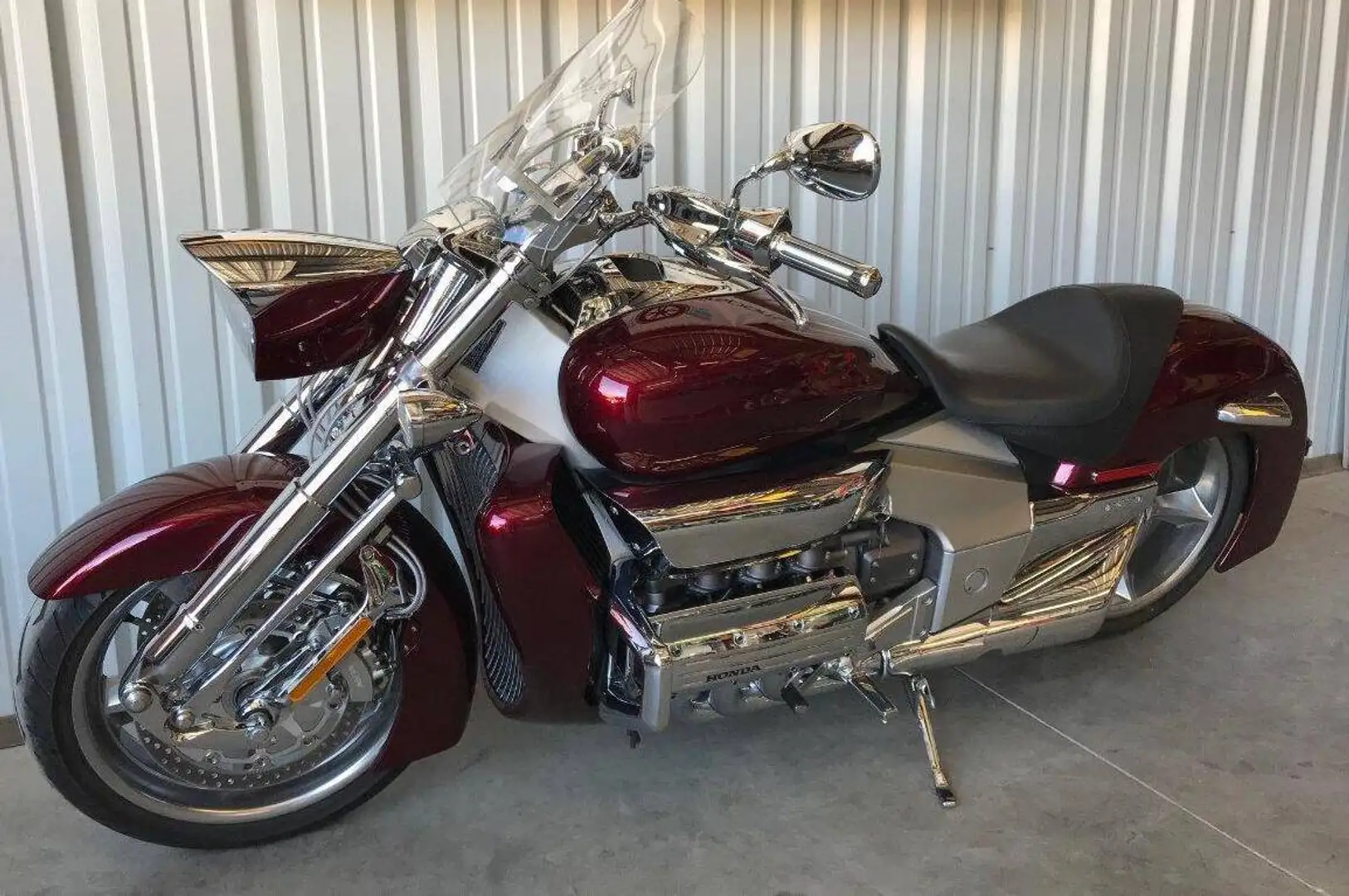 Honda NRX 1800 Valkyrie Rune Rojo - 1