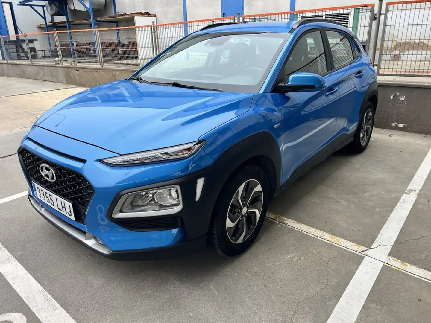 Hyundai KONA HEV 1.6 GDI DT Tecno Red Blau - 1