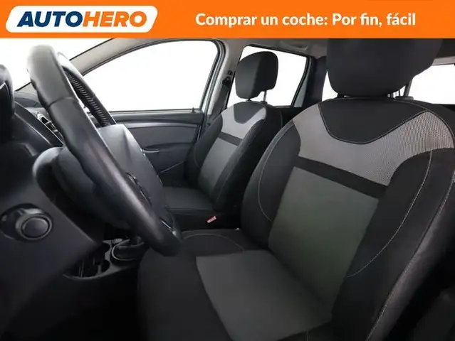 Dacia Duster view 11