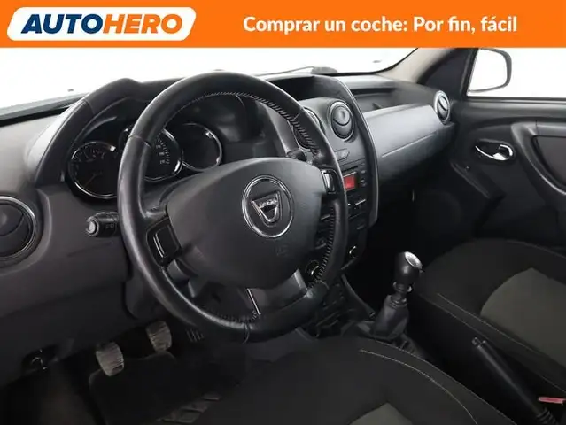 Dacia Duster view 12