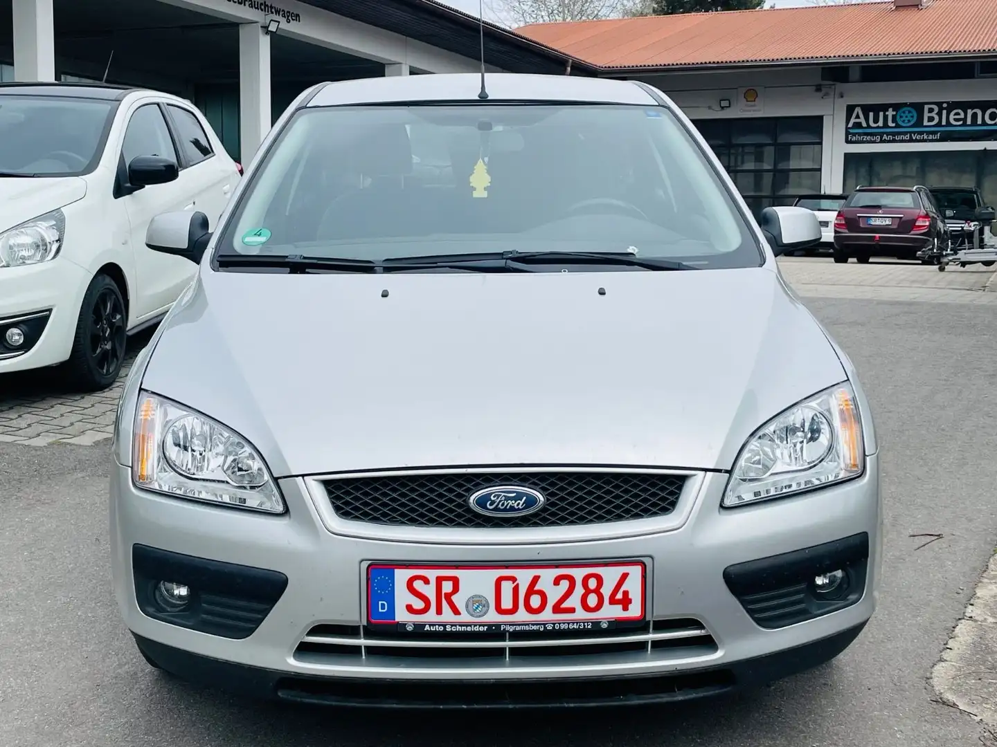 Ford Focus Lim. Style ROST Argintiu - 2