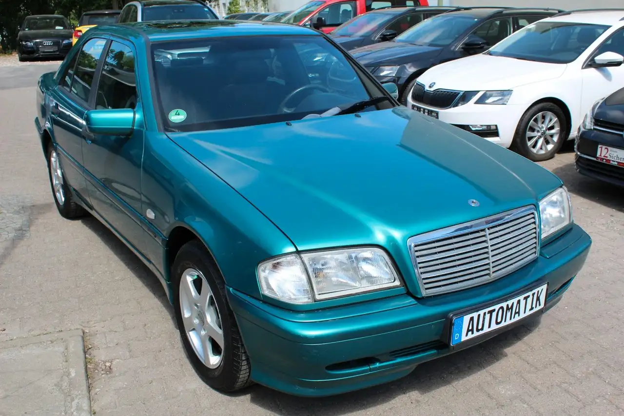 Mercedes-Benz C 180 Clasic AUTOMATIK, foto 3