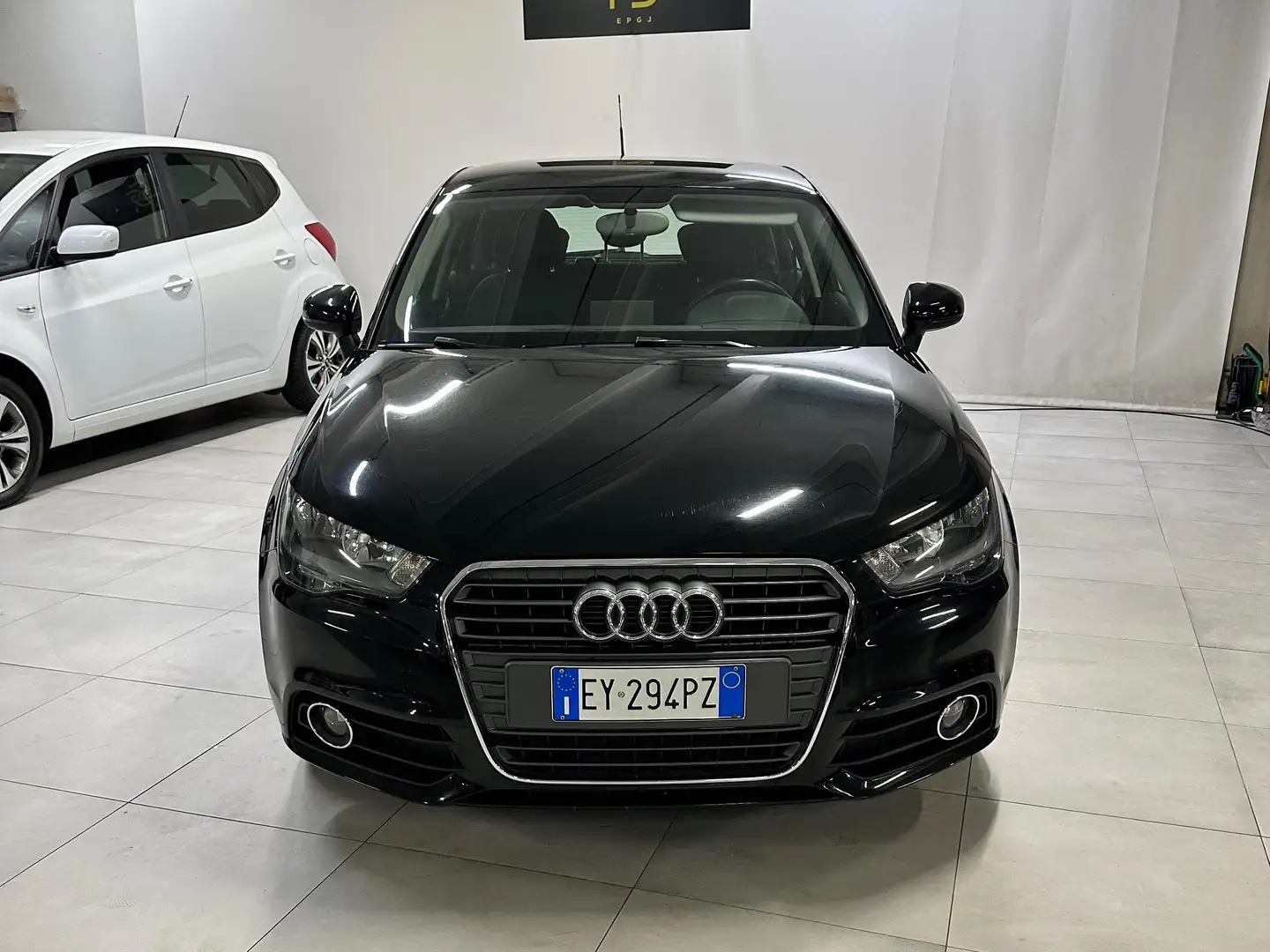 Audi A1 A1  Sportback Sportback 1.6 tdi Ambition 90cv Nero - 2