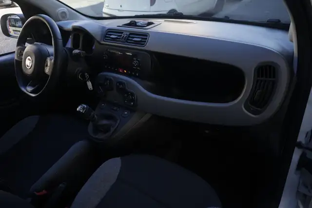 Fiat Panda view 8