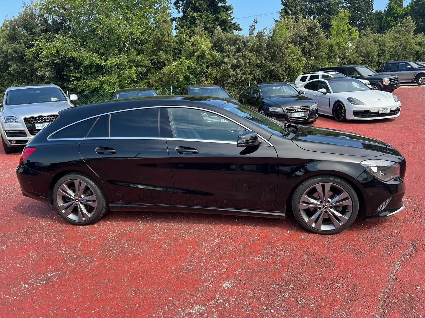 Mercedes-Benz CLA 180 Mercedes-Benz CLA 180 d S.W. Automatic Sport Nero - 2