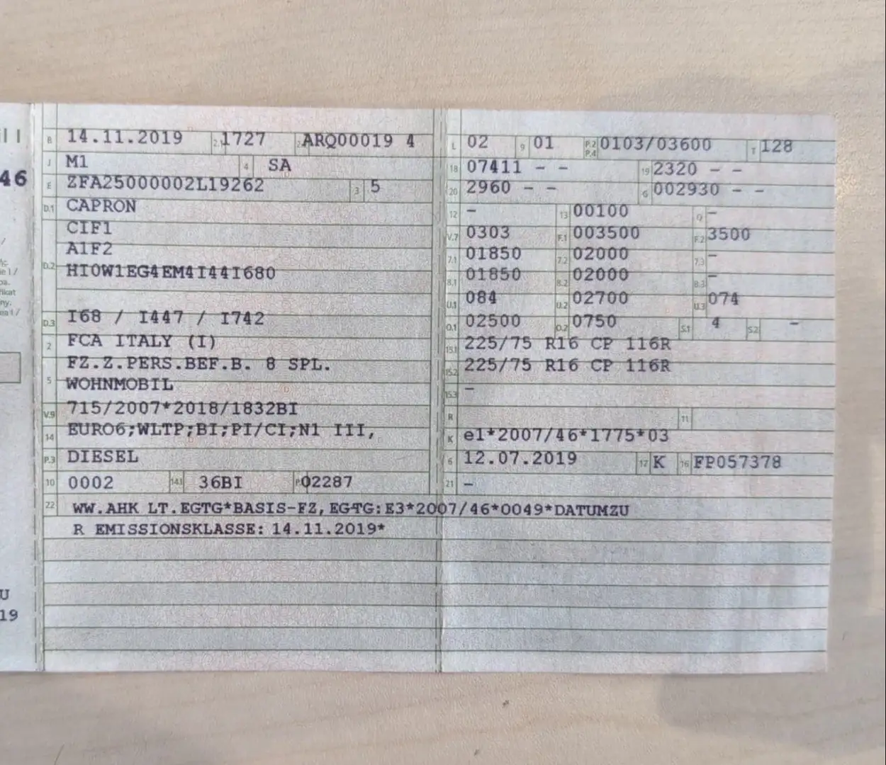 Caravans-Wohnm Carado I447 Emotion - 2