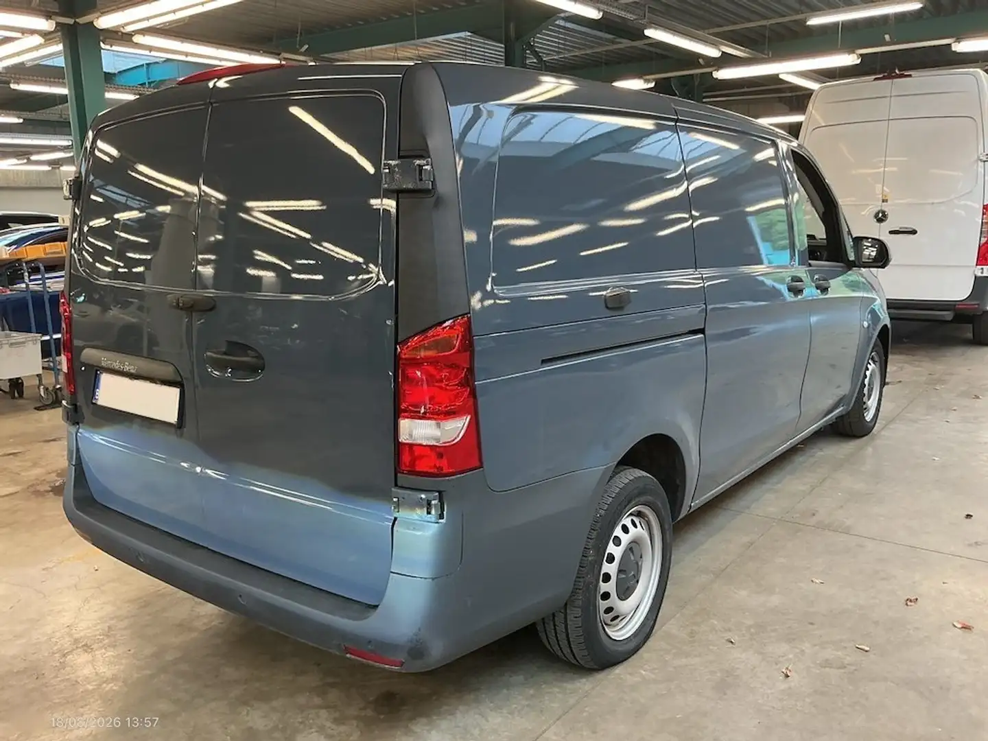 Mercedes-Benz Vito Mixto 110CDI tD Pro Larga - 2