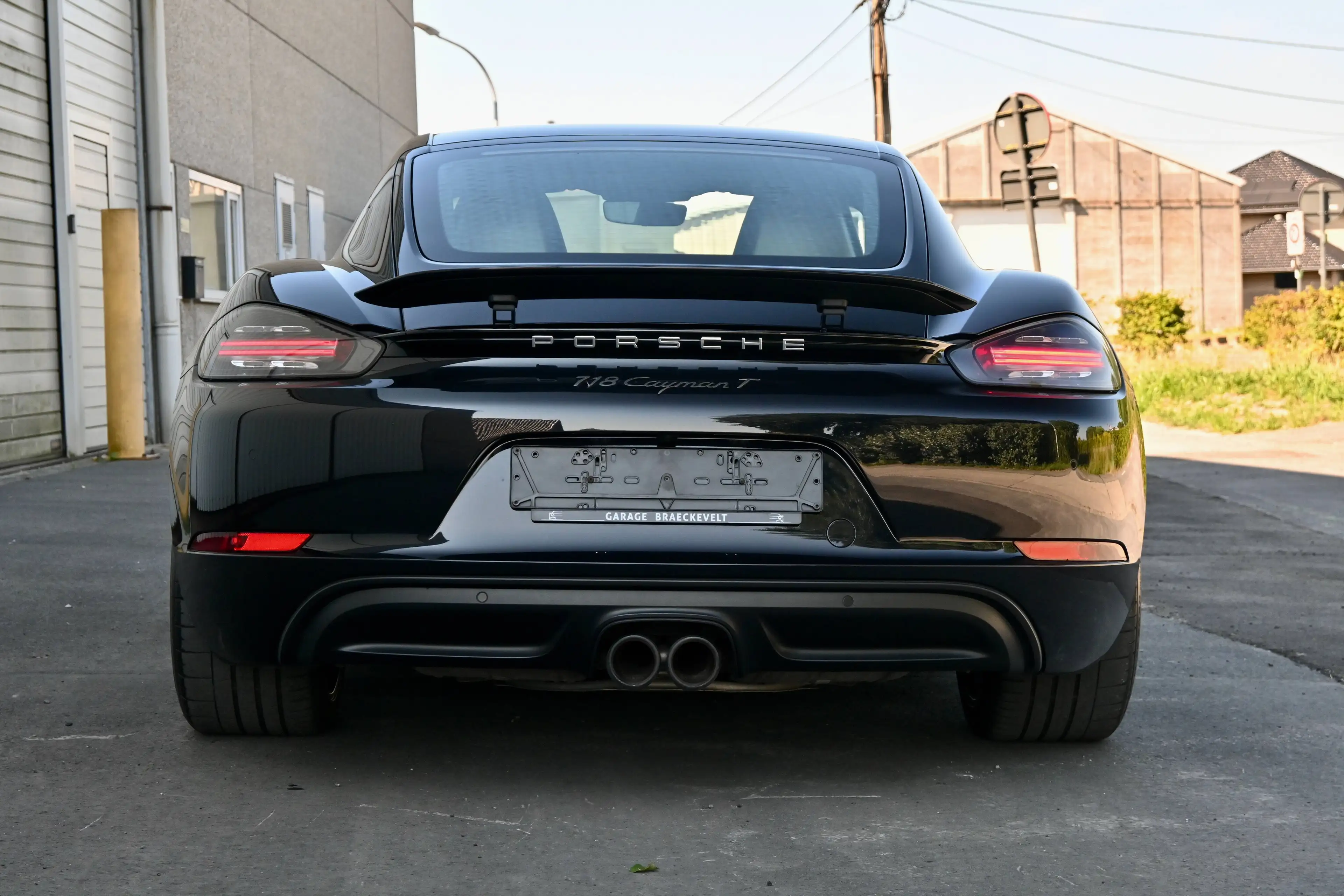 Porsche 718 Cayman T - Chrono - 20" wheels - Camera - History — photo 5