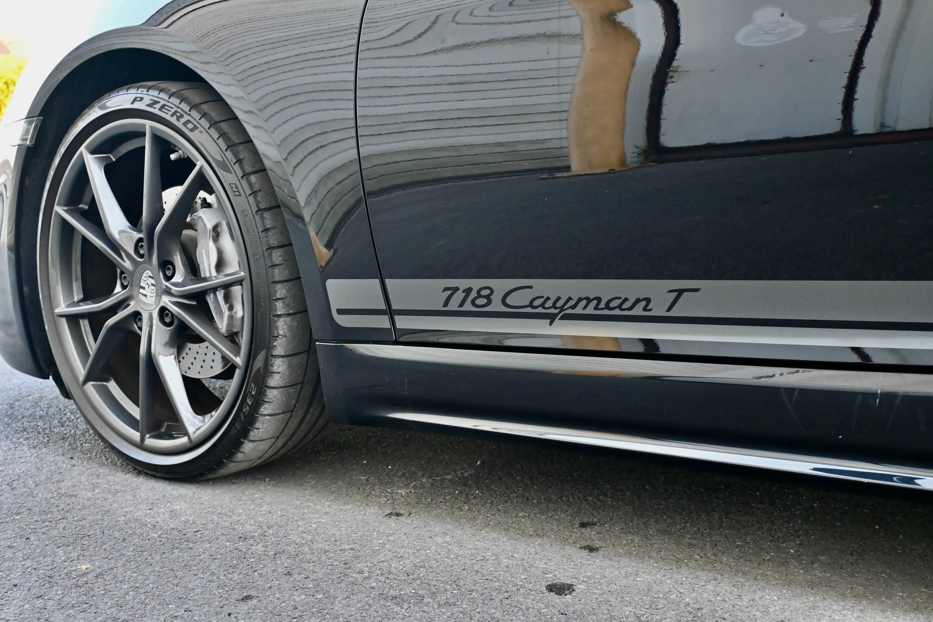 Porsche 718 Cayman T - Chrono - 20" wheels - Camera - History — photo 10