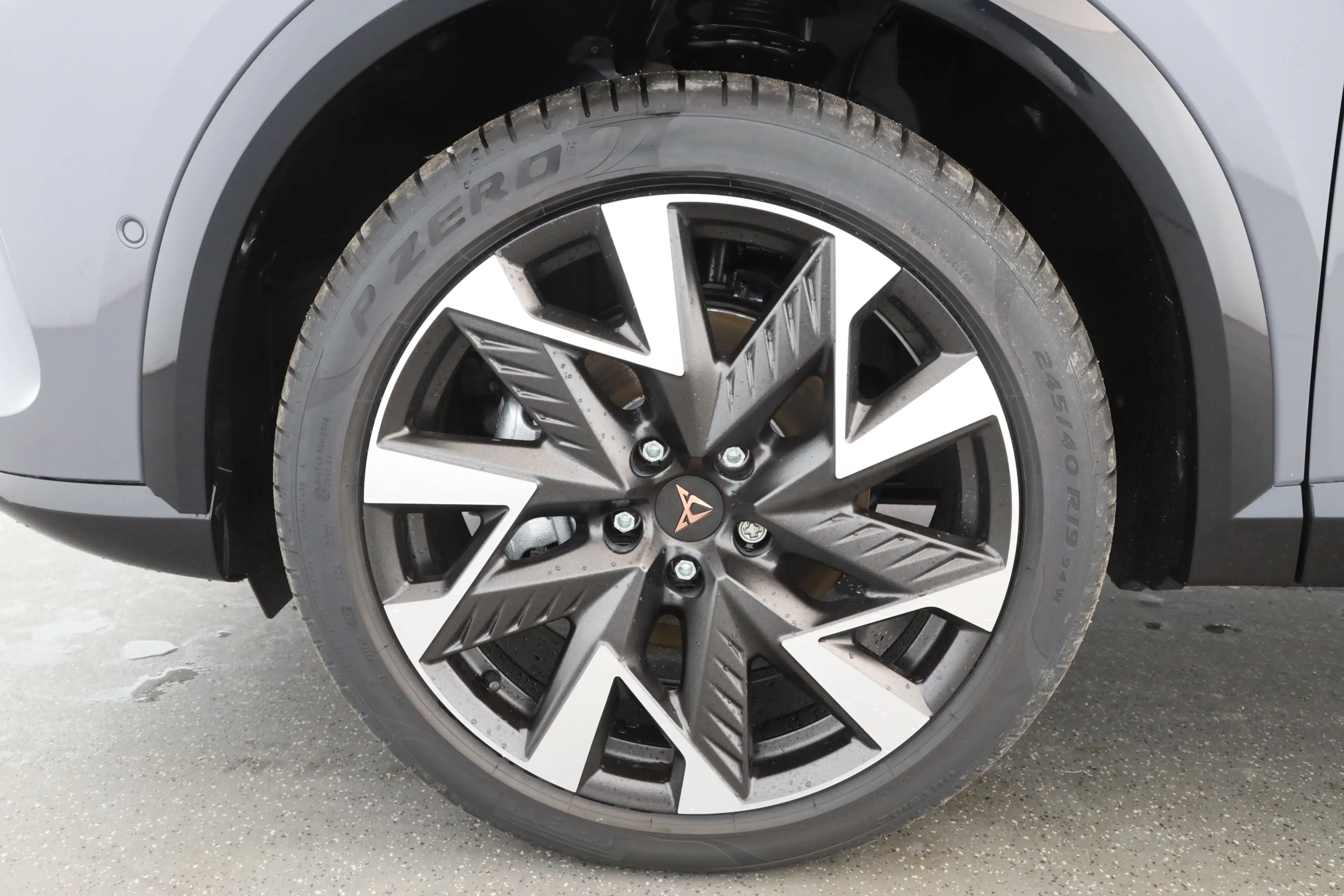 CUPRA Formentor 2.0 TSI DSG 4Drive | NAVI | LED | — photo 8