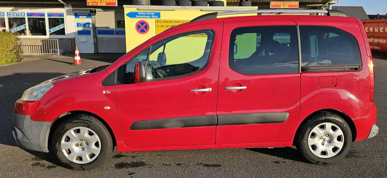 Peugeot Partner Tepee Tendance 1,6 l, B110 — photo 1 of 15