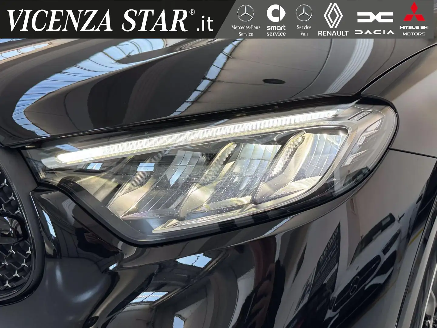 Mercedes-Benz GLC 220 d MHV 4MATIC AMG PREMIUM Negro - 2