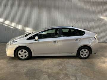 Prius (Hybrid) 1.8 VVT-I Terra *12.291 KM*