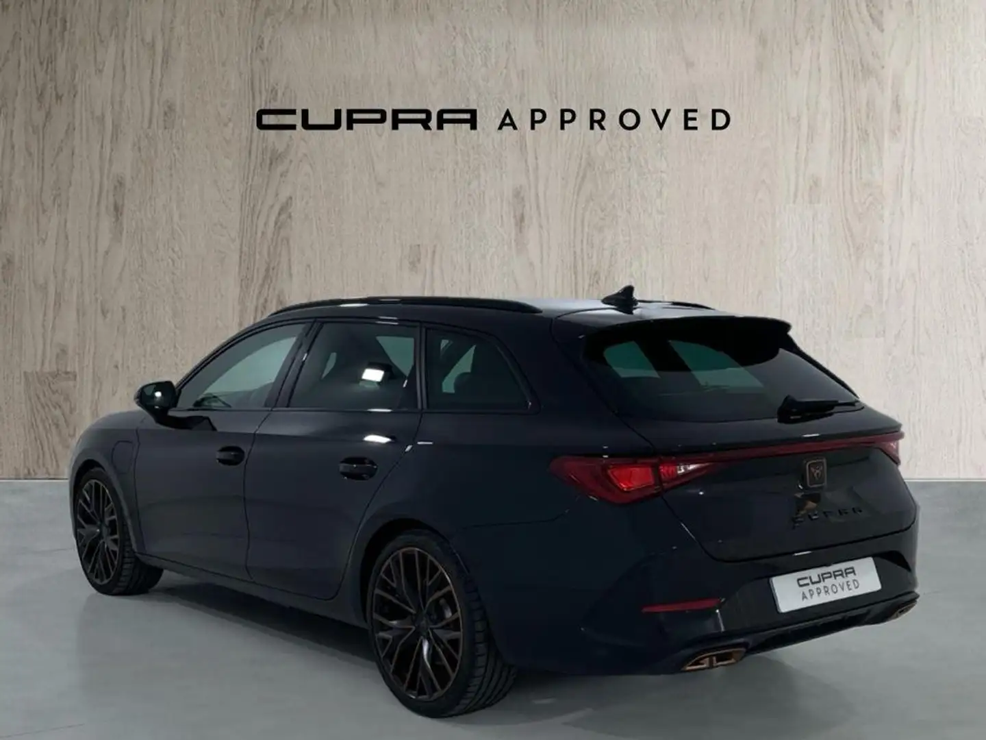 CUPRA Leon Sportstourer 1.4 TSI VZ E HYBRID DSG 245 - 2