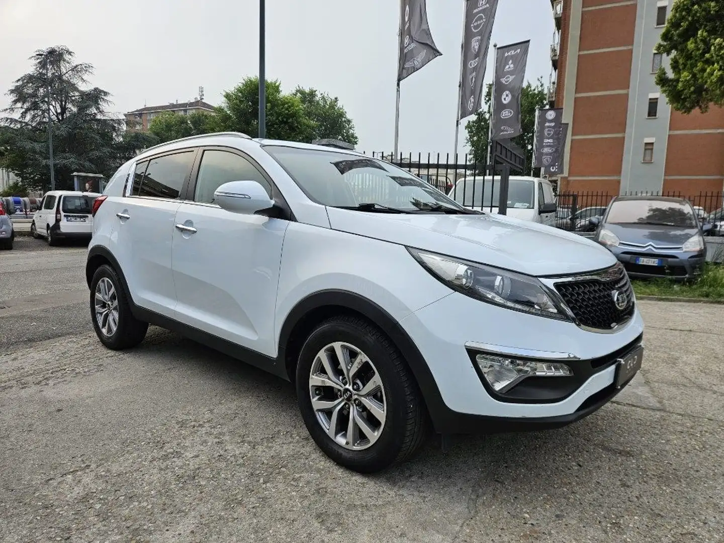 Kia Sportage 1.7 CRDI VGT 2WD Bianco - 2