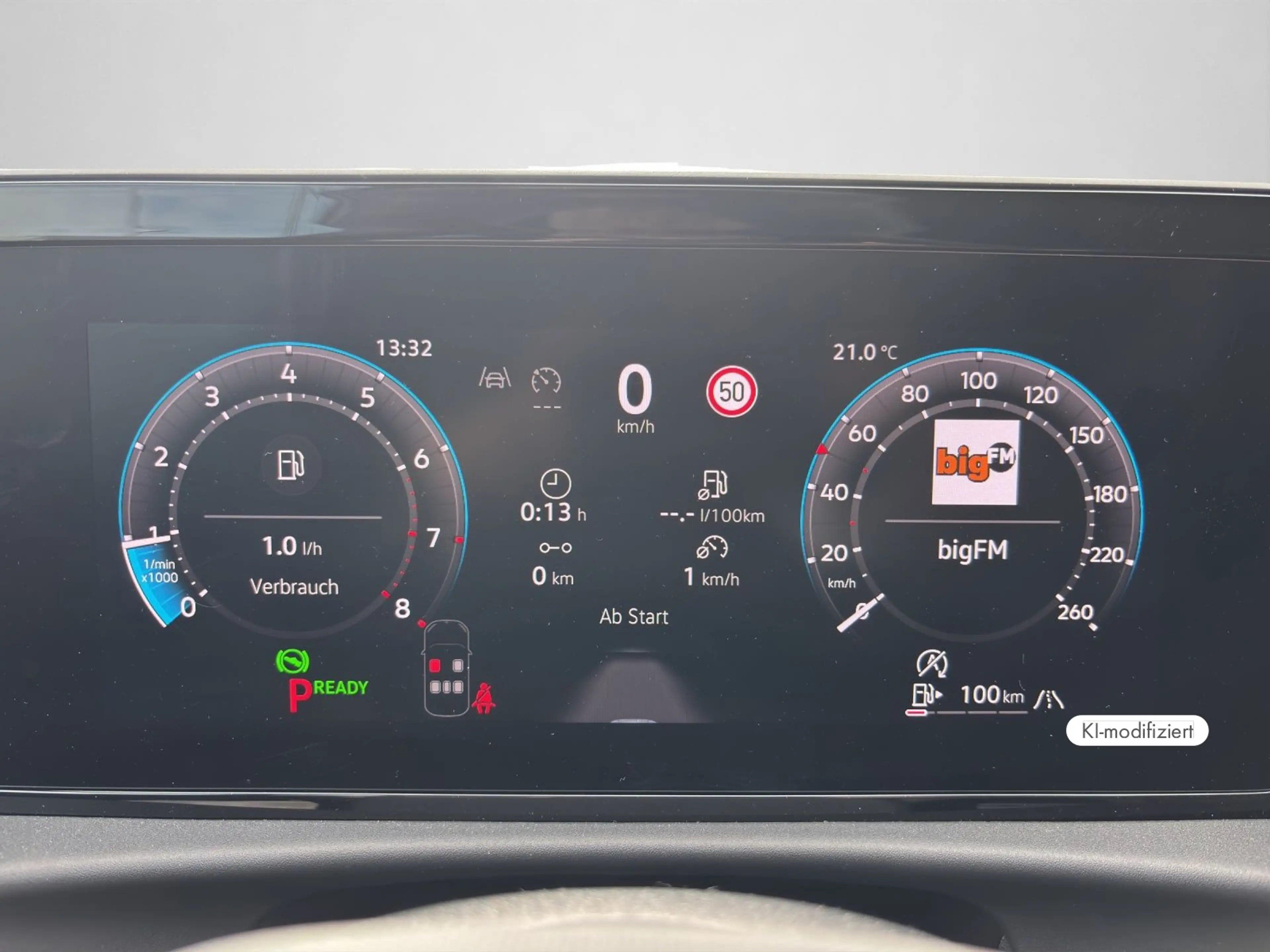 Volkswagen T-Roc R-Line 1,5 eTSI DSG | ACC | AHK | App-Conn — photo 12