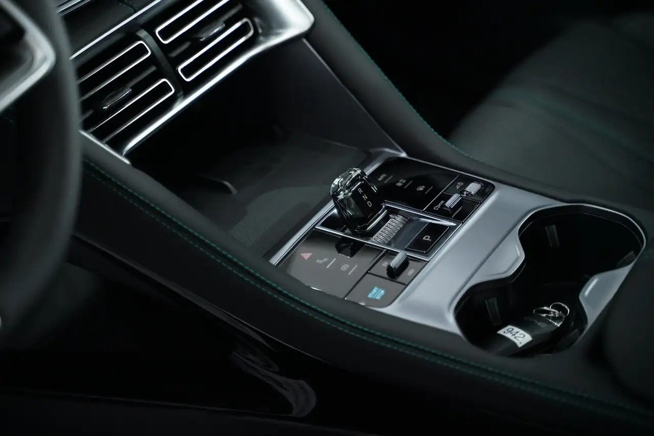 BYD Seal U 2026 — фото 12
