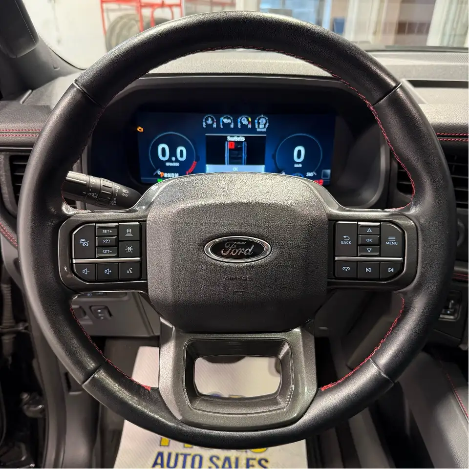 Ford Expedition снимка Ford Expedition
