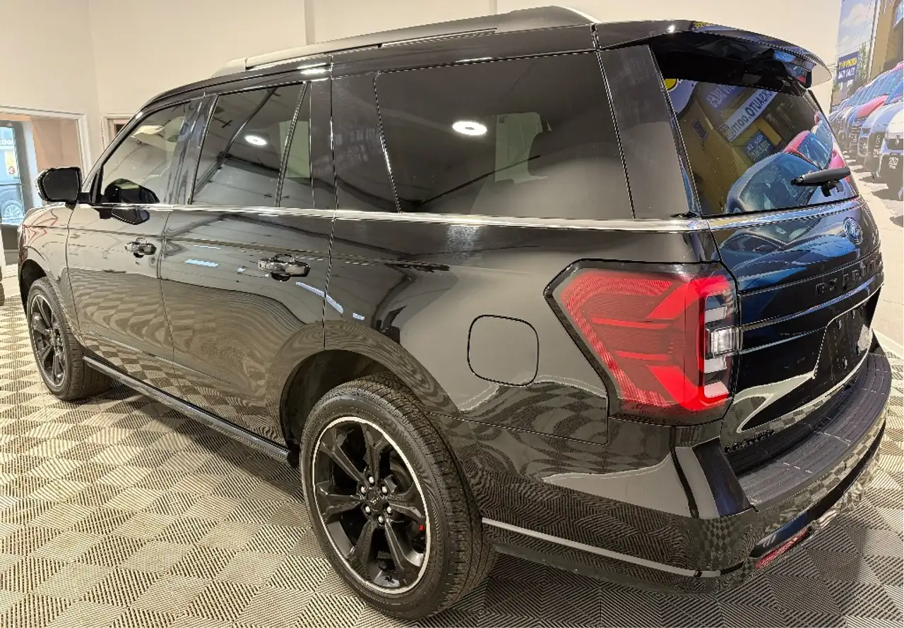 Ford Expedition снимка Ford Expedition