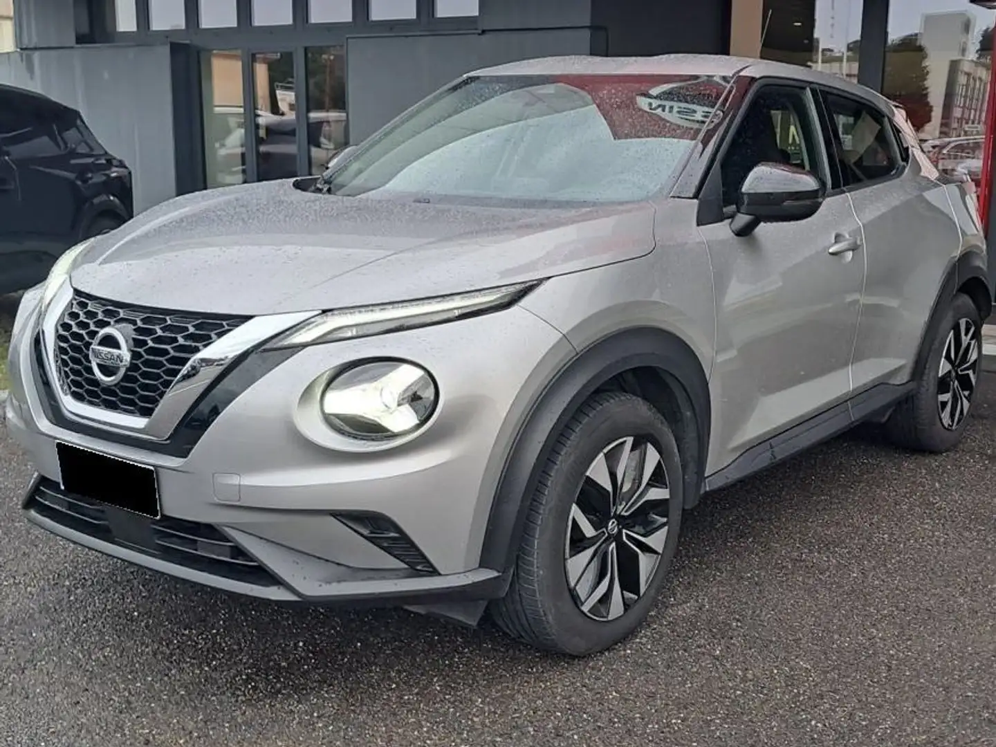 Nissan Juke 1.0 dig-t Acenta 114cv GF725 PRONTA CONSEGNA Silber - 1