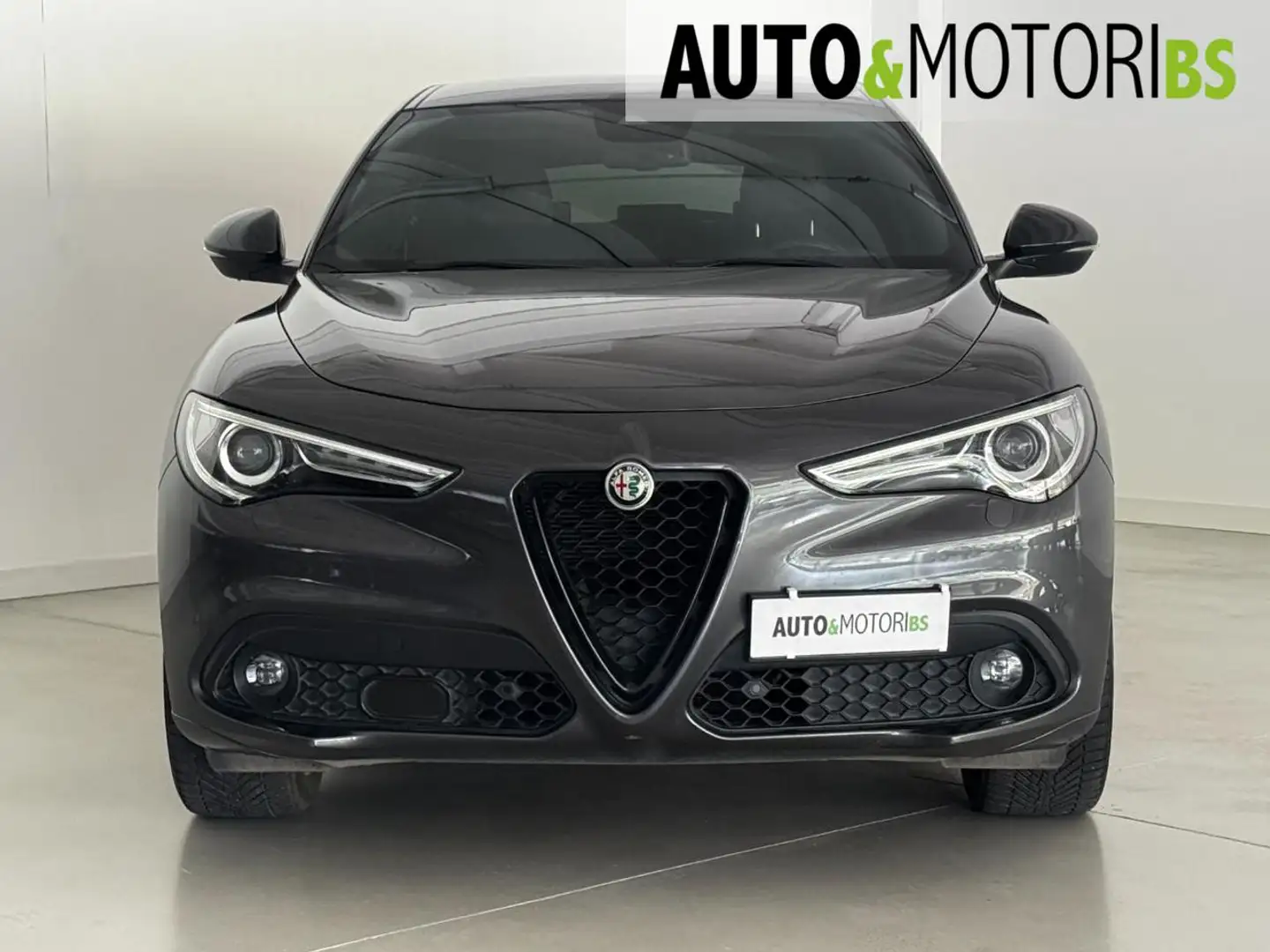 Alfa Romeo Stelvio 2.2 Turbodiesel 210 CV AT8 Q4 Veloce Grigio - 2