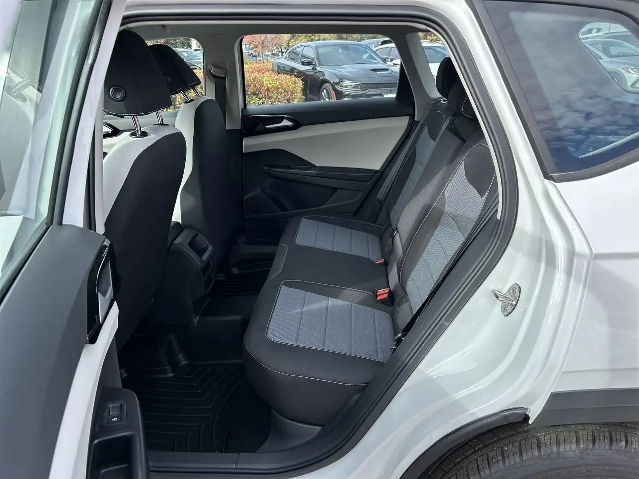 Volkswagen Taos снимка Volkswagen Taos