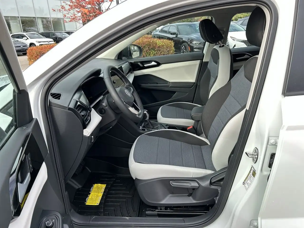 Volkswagen Taos снимка Volkswagen Taos