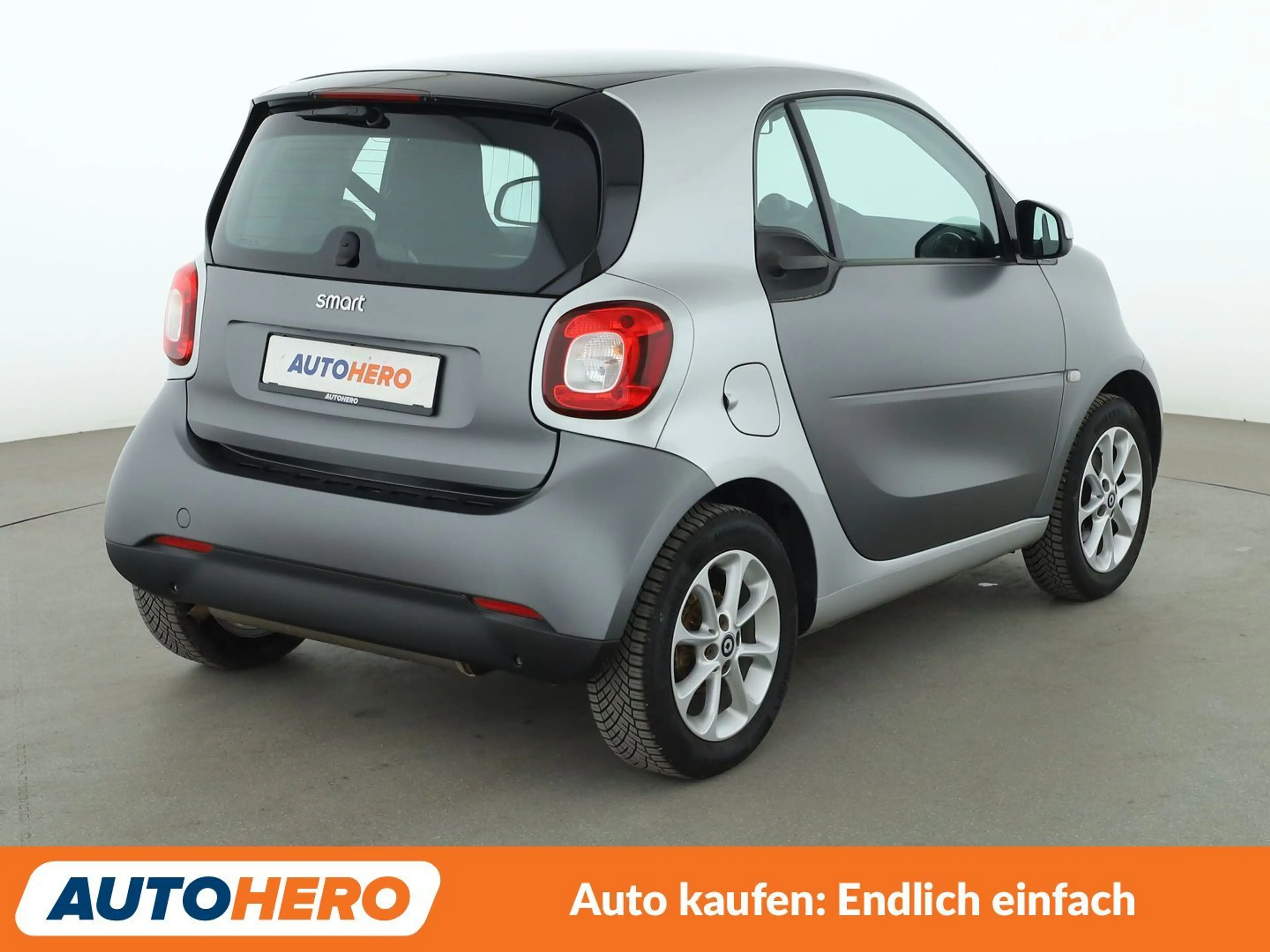 smart forTwo 1.0 Basis passion Aut.*TEMPO*KLIMA* — photo 6