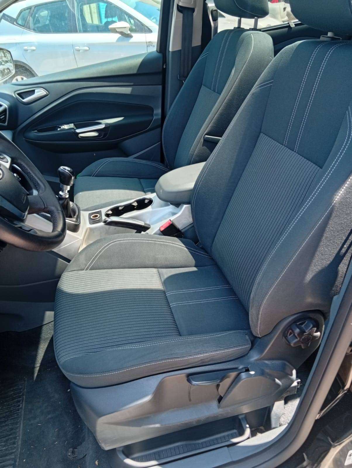 Ford C-Max - Immagine 6