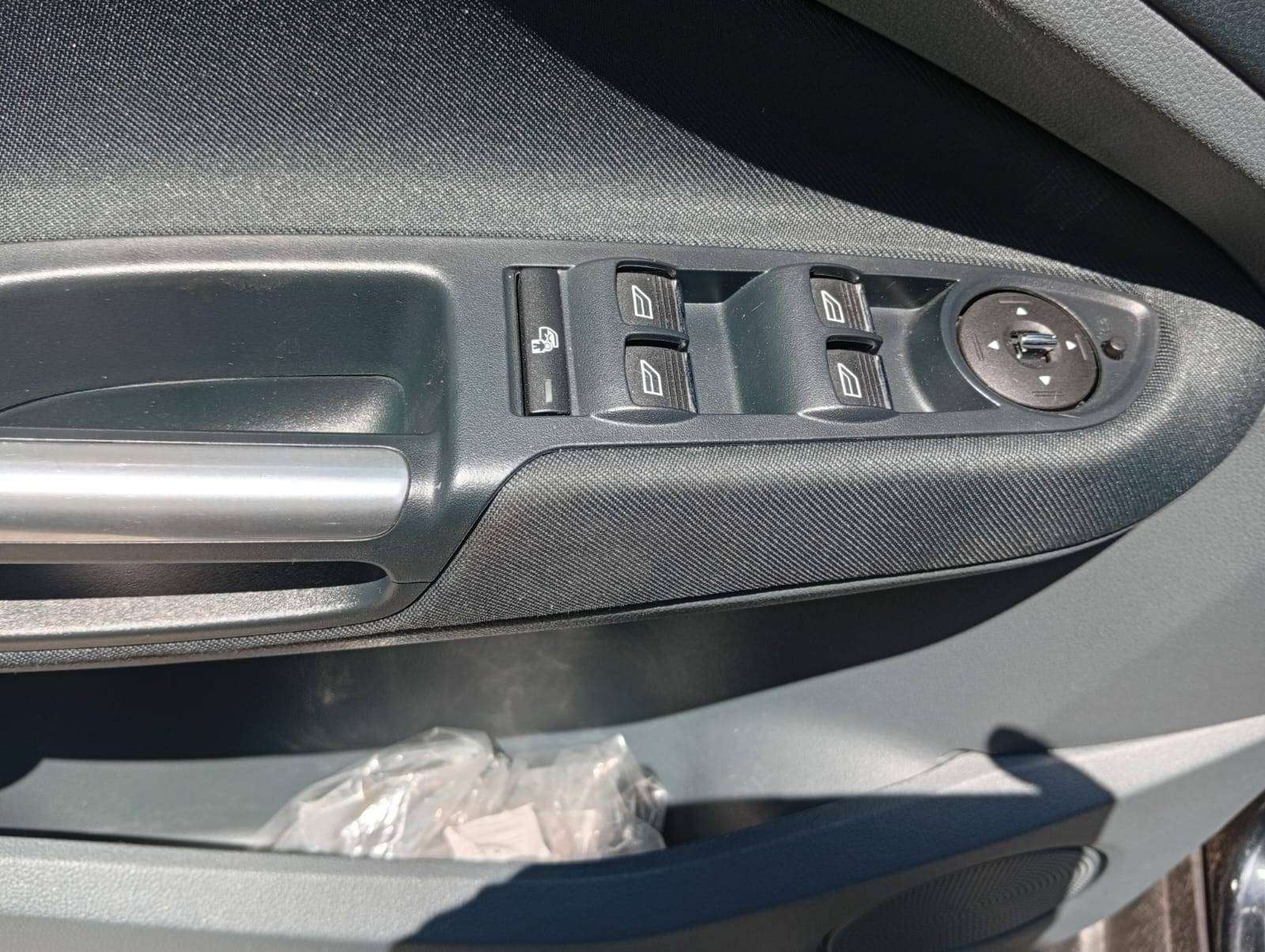 Ford C-Max - Immagine 9
