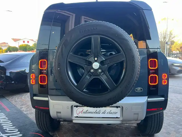 Land Rover Defender view 7