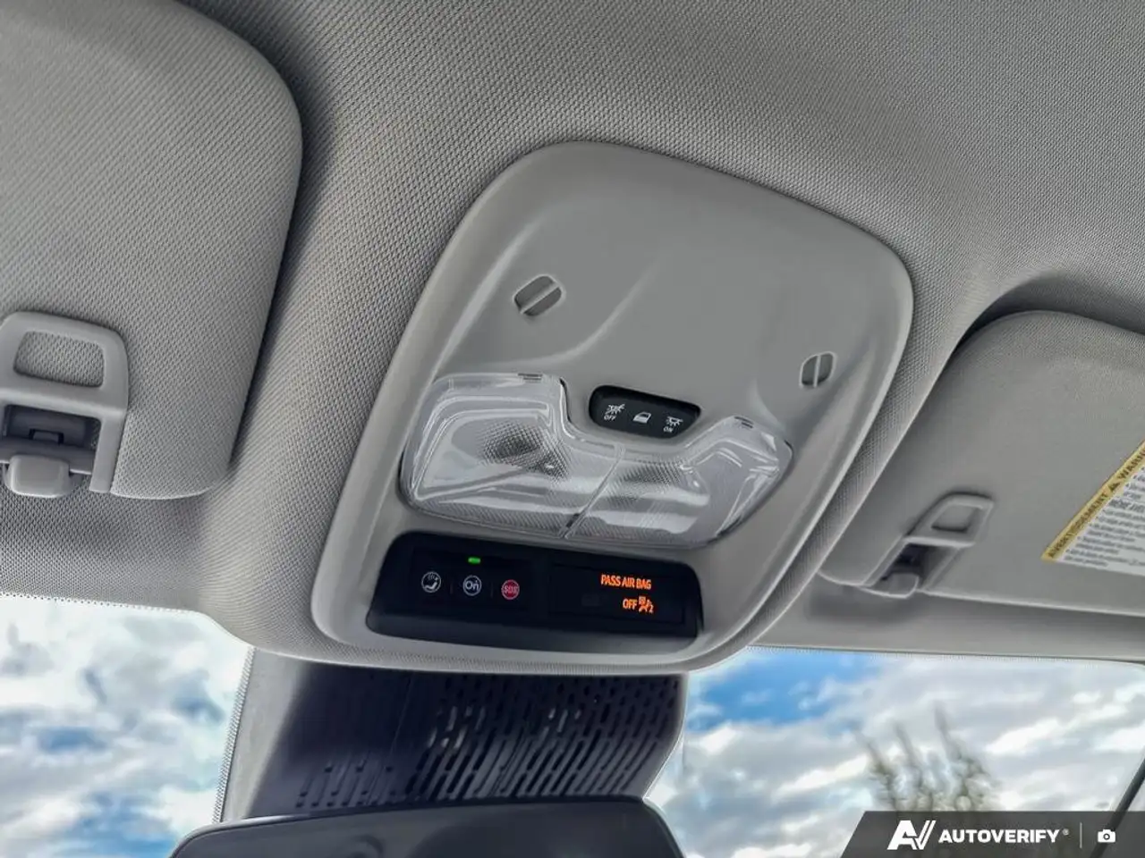 Chevrolet Bolt снимка Chevrolet Bolt