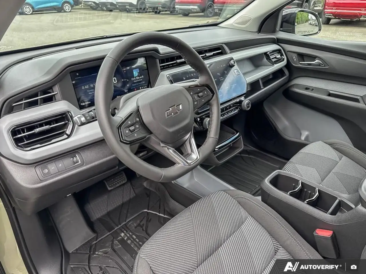 Chevrolet Bolt снимка Chevrolet Bolt