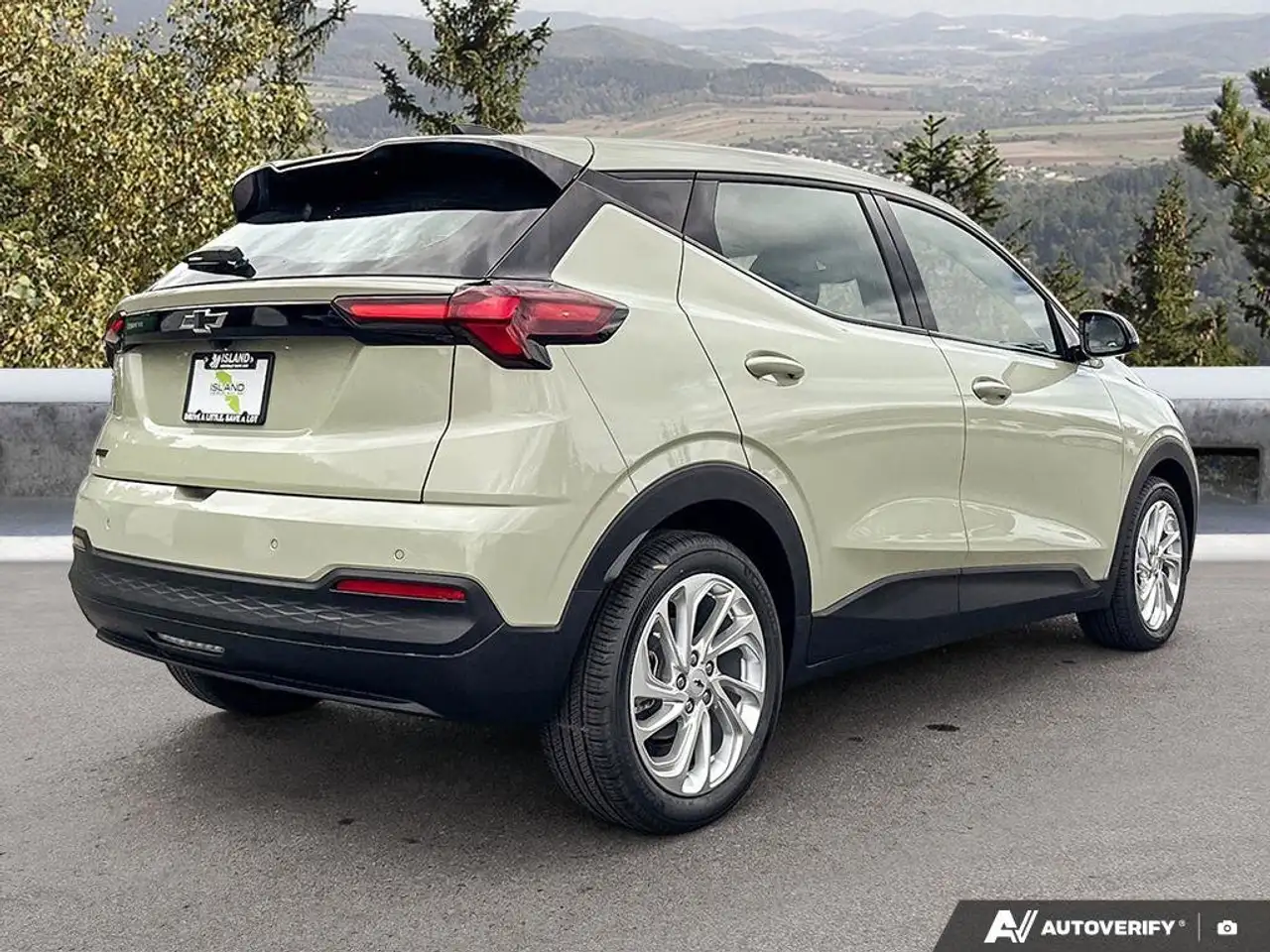 Chevrolet Bolt снимка Chevrolet Bolt