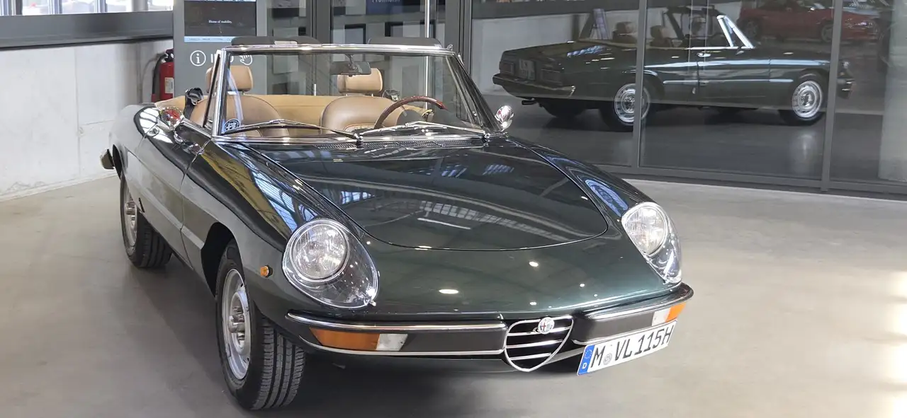 Alfa Romeo Spider Veloce 2000 (S2 "Coda Tronca"), foto 1