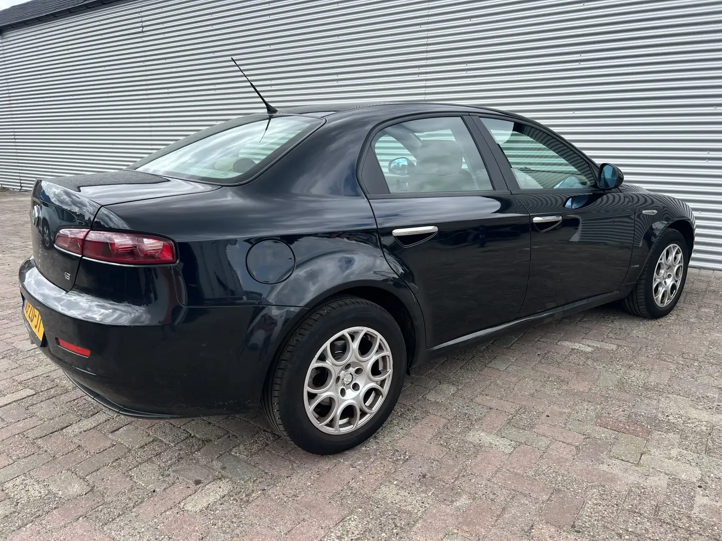 Alfa Romeo 159 1.8 mpi Strada | Nieuw Binnen | Cruise | Lichtmeta Zwart - 2