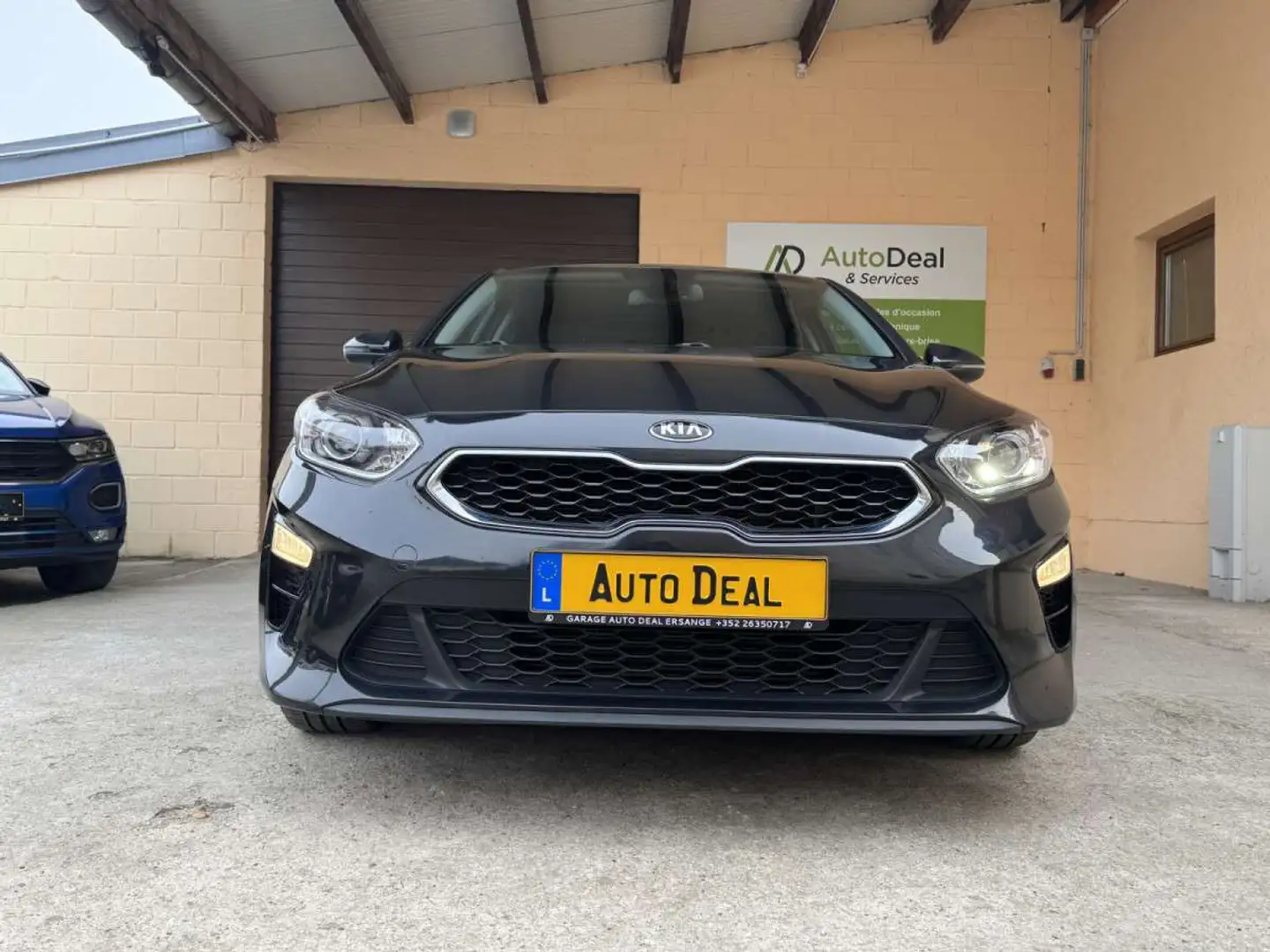 Kia Ceed / cee'd 1.6 CRDI MORE Noir - 2