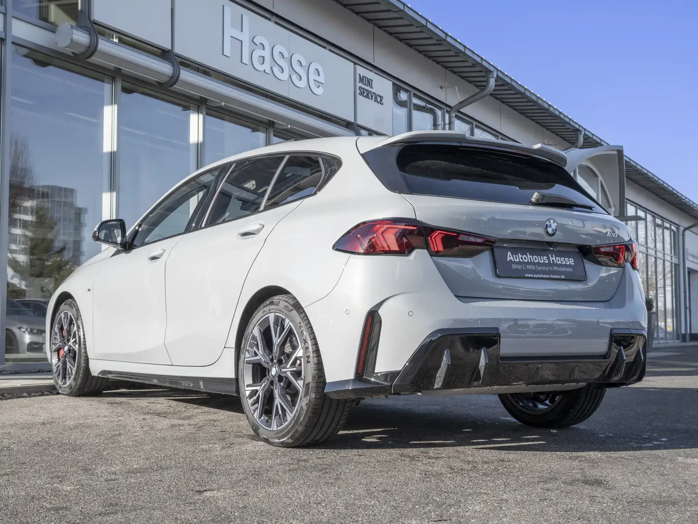 BMW 120 M-Sport Pro DrAs+ H/K adapLED PANO autHECKKL Gris - 2