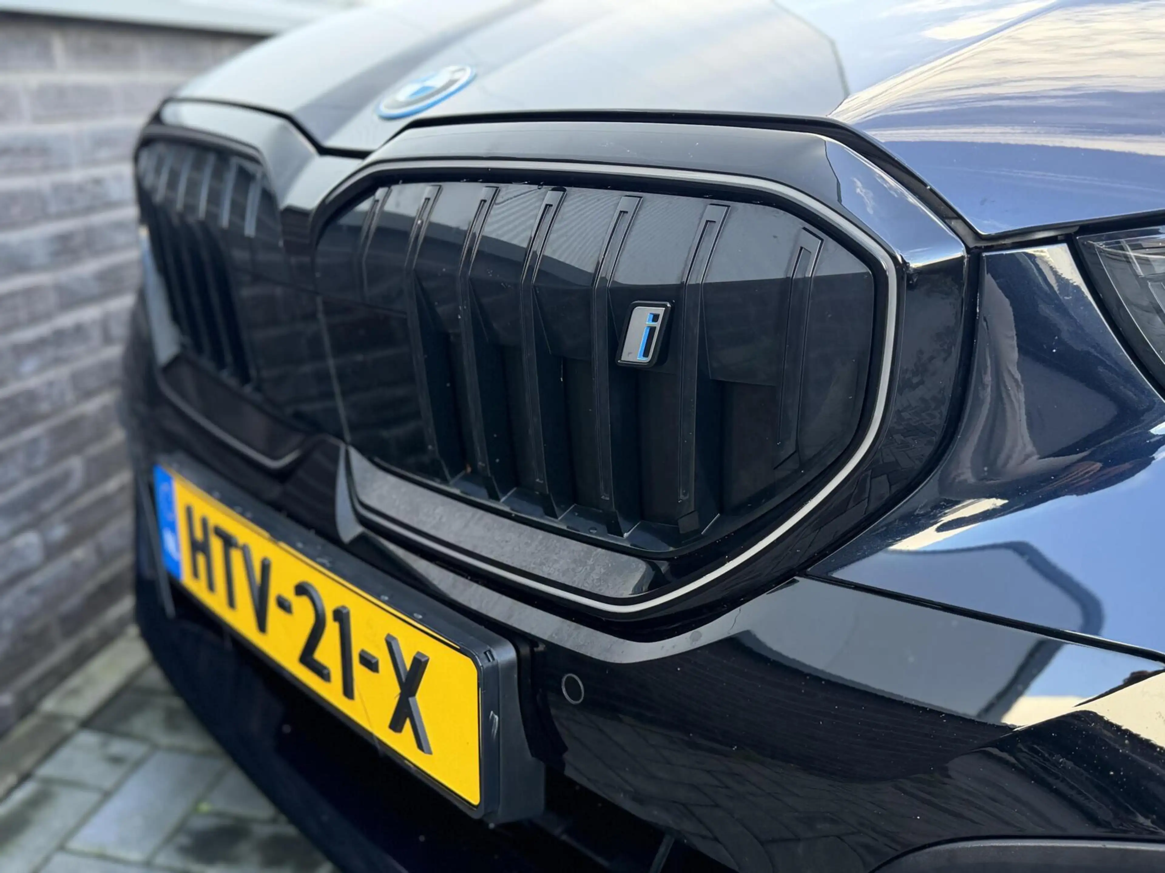 BMW i5 Touring eDrive40 M Sport Edition 84 kWh — photo 11