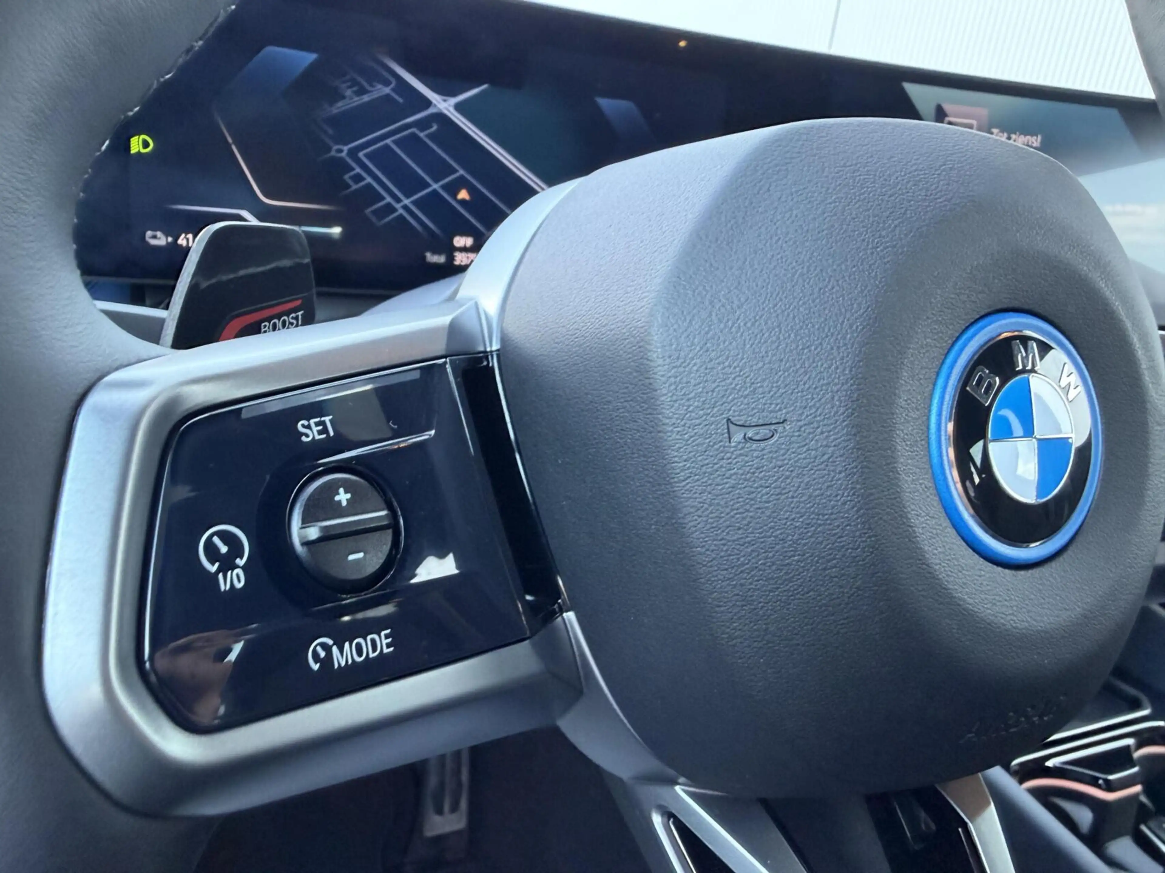 BMW i5 Touring eDrive40 M Sport Edition 84 kWh — photo 18