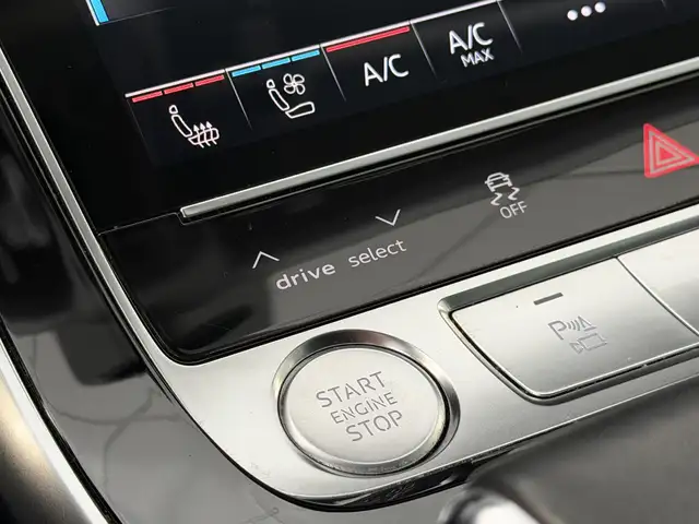 Audi Q7 view 15