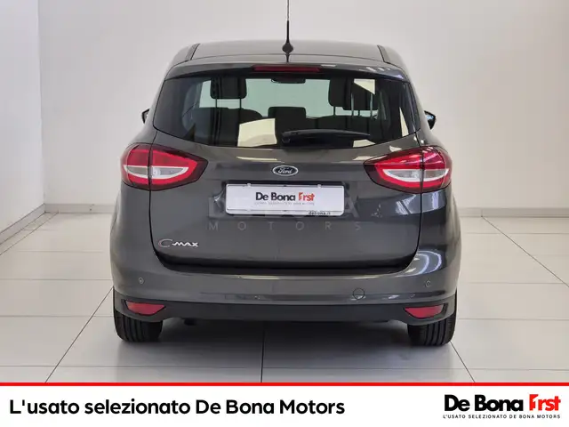 Ford C-Max view 5