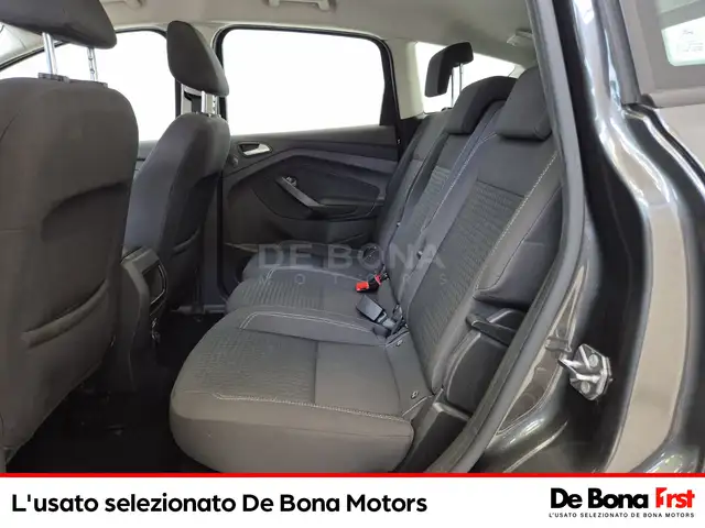 Ford C-Max view 8