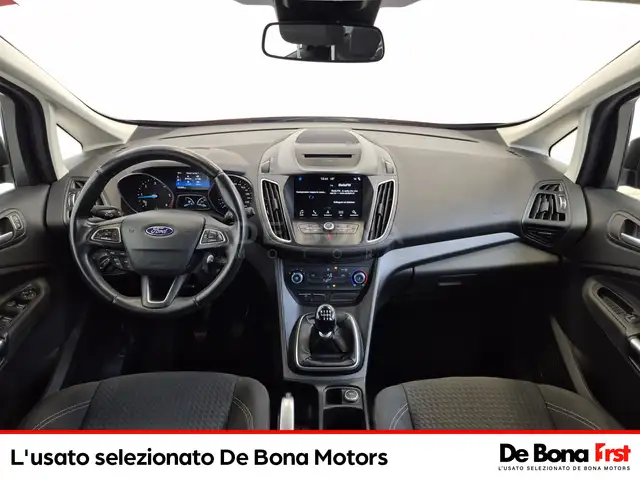 Ford C-Max view 9